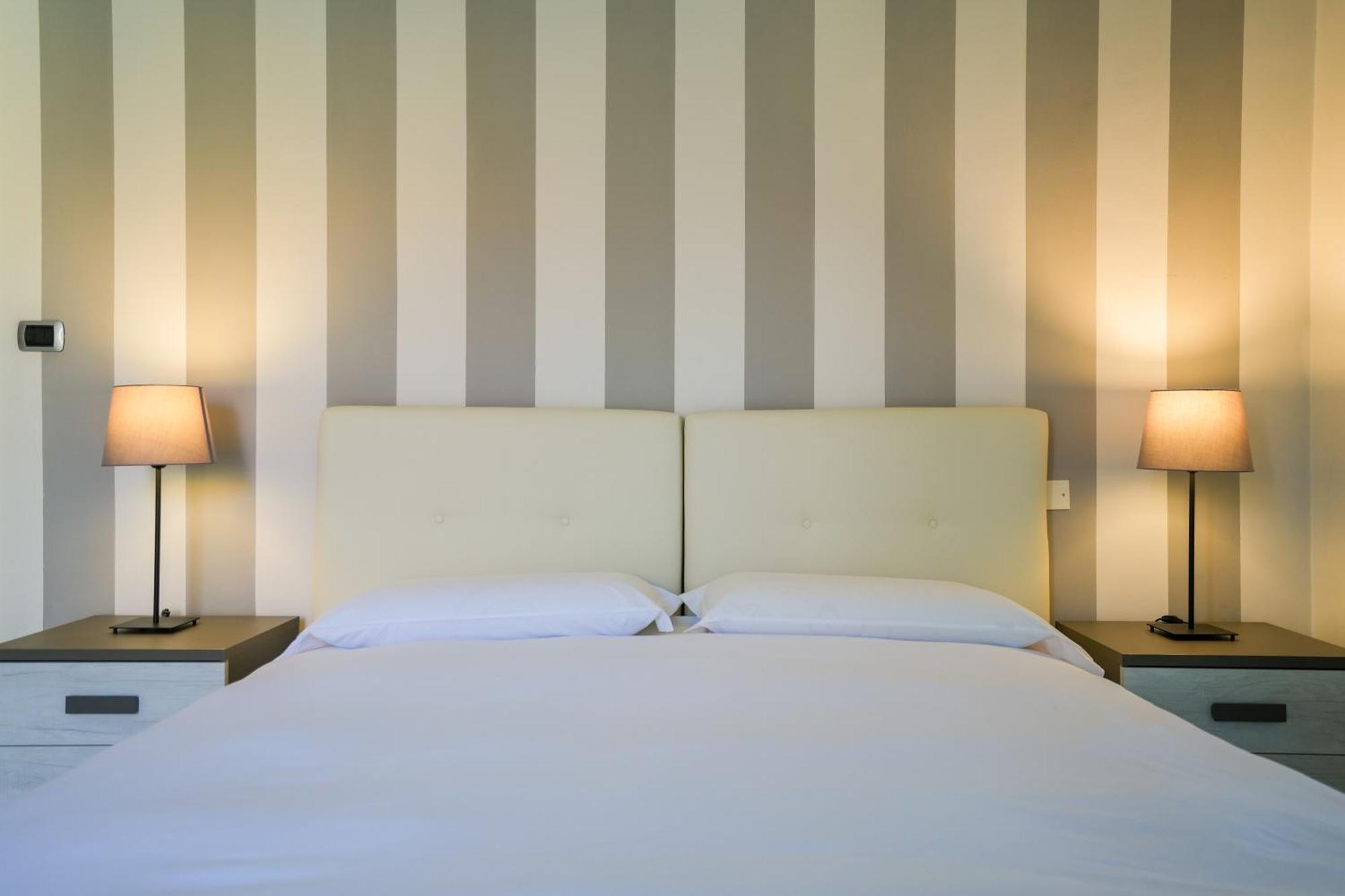 Montalto Apartment Turin Bagian luar foto